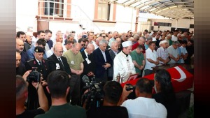 Kıbrıs Gazisi Cemil Müderrisoğlu İçin Düzce'de Devlet Töreni Düzenlendi