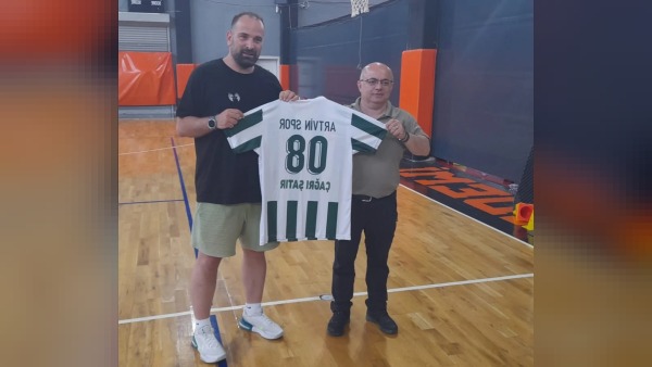 Artvinspor, Türkiye Kadınlar 2. Ligi kadın voleybol takımı için sponsorluk arayışını sürdürdü