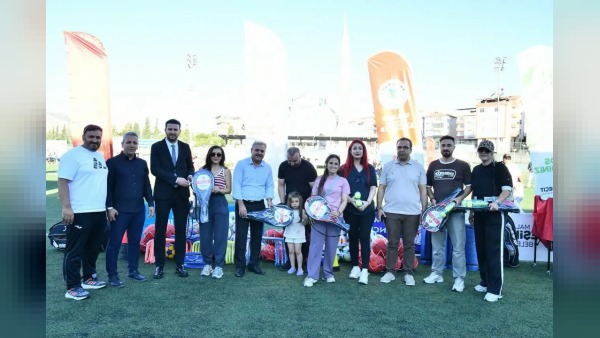 Yeşilyurt'ta Yaz Spor Okulları kapsamında Spor Akademisi açıldı, 81 ilde eş zamanlı başladı