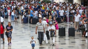 Antalya’ya 6 ayda 5,57 milyon yabancı turist geldi, Rusya liderliğini sürdürdü
