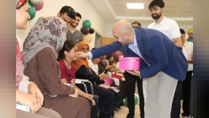 Ceylanpınar’da hastane çocuklarına oyuncak desteği moral oldu