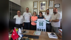 Bursa’da Artvinspor heyeti Cemka Özkül’ü ziyaret etti: tesis çağrısı
