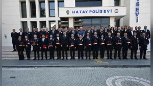 Hatay Polisevi’nde terfi töreninde yeni rütbeler Yılmaz tarafından takdim edildi