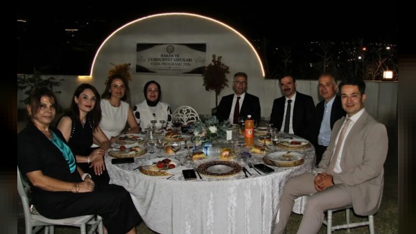 İskenderun Adliyesi uğurlamada Ünalan ve Taştimur’a teşekkür etti