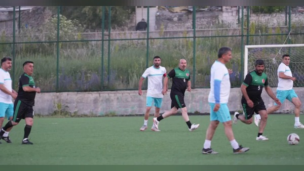Kars’ta Veteranlar Ligi açıldı: Kars Veteranlar Selim Veteranlar karşılaştı