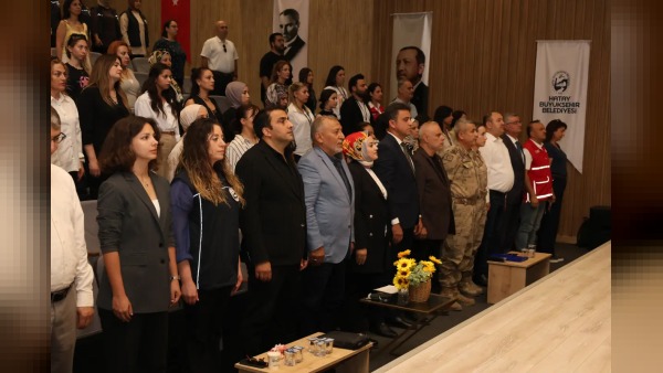 Hatay’da koruyucu aile panelinde başvuru süreçleri ve dini boyut anlatıldı
