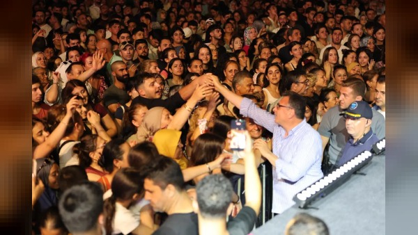 İskenderun'da festival başladı