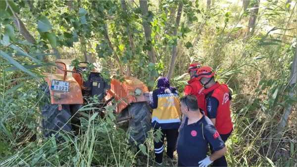 Savaştepe’de traktörün devrilmesi: 11.28’de bildirim, 1 kişi öldü