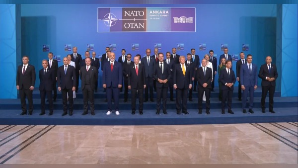 Erdoğan NATO zirvesi öncesi liderleri karşıladı: Trump’la kısa görüşme