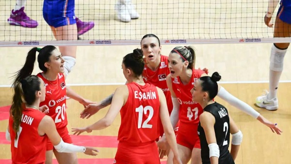 Filenin Sultanları Polonya’yı geçti: Melissa Vargas 23 sayı kaydetti