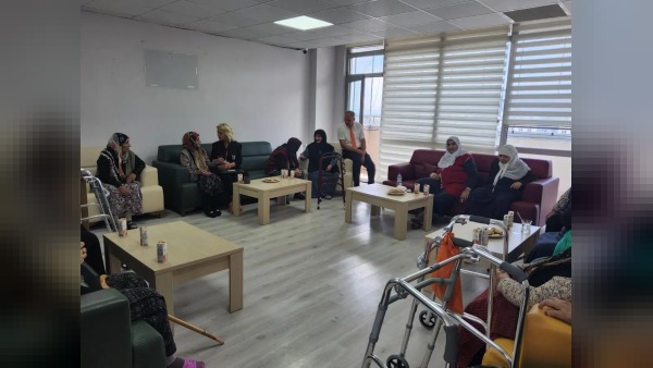 Kars’ta Açık Kapı ekipleri huzurevini ziyaret etti: Talep ve öneriler dinlendi