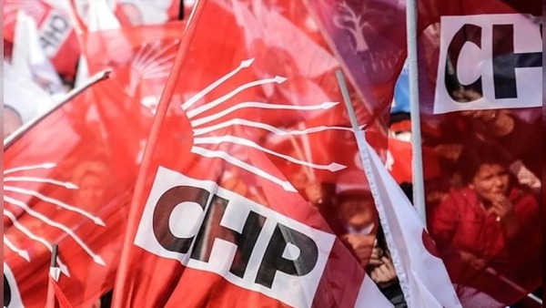 Antalya’da meclis öncesi CHP’de tartışma: EKDAĞ çağrısı, giriş kapatıldı