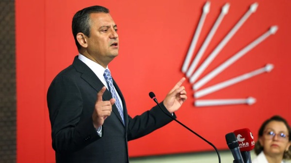 CHP’li Zeynel Emre: Yarın sulh hukuk mahkemesine olağanüstü kurultay için başvuru