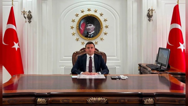 Digor Kaymakamı Abdulkadir Zengin göreve başladı