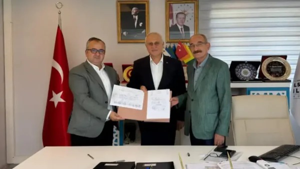 Ankara’da Basın Emekçileri Derneği kuruldu: Tolga Özlü manifesto yayımladı