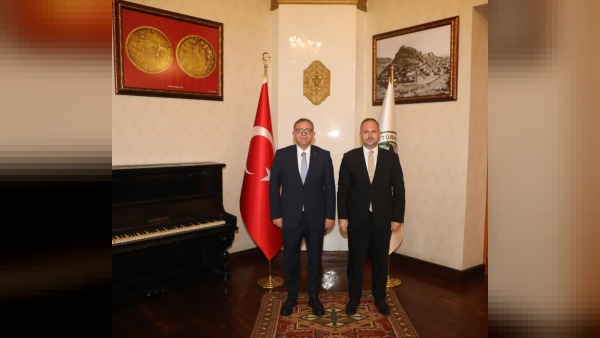 Arpaçay Kaymakamı Mehmet Abdulkadir Güvenç göreve başladı, tebrikler iletildi