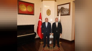 Arpaçay Kaymakamı Mehmet Abdulkadir Güvenç göreve başladı, tebrikler iletildi