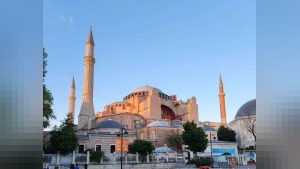 Diyanet 00.13’te 15 Temmuz sela ve hatm-i şerif duyurdu