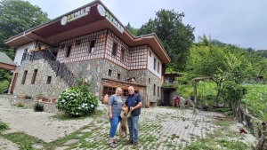 Bursa’dan dönen çift Atanoğlu’nda butik otel kurdu, turizme katkı hedefliyor