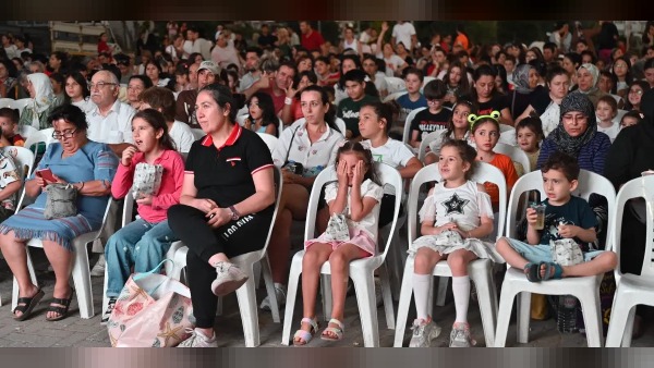 Bornova’da Açık Hava Sineması Yaz Animasyon Film Günleri Evka-4’te başladı