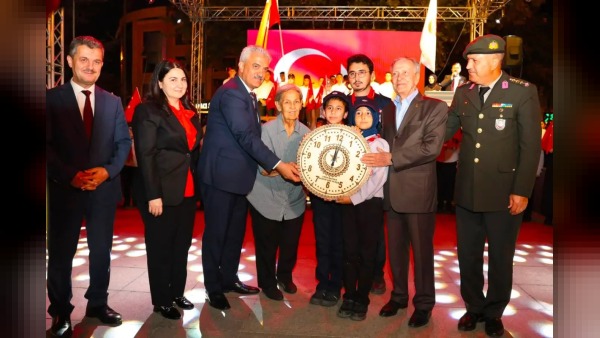 Düzce’de 15 Temmuz şehidi Ufuk Baysan programı Mehter Takımıyla başladı