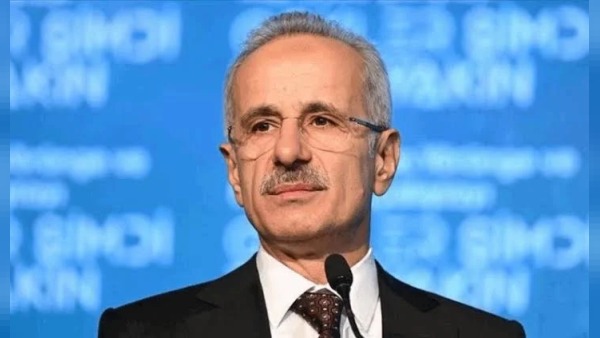 Şehit Savcı Mehmet Kiraz Bulvarı kavşağında 1,5 km proje 87 günde bitti