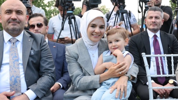 Bakan Göktaş: Temmuz ayı doğum yardımı ödemeleri annelerin hesaplarında