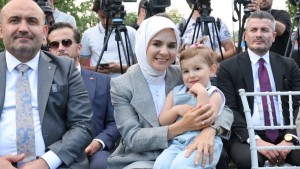 Bakan Göktaş: Temmuz ayı doğum yardımı ödemeleri annelerin hesaplarında