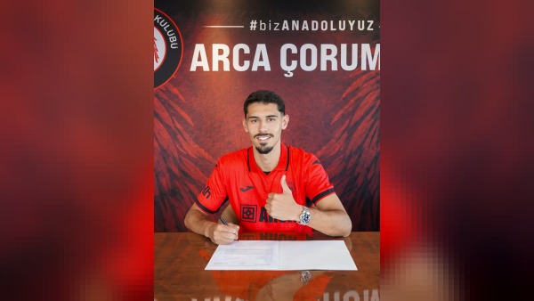Arca Çorum FK, Alexandre Penetra ile savunmasını güçlendirdi