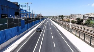 Darıca Dutluk mevkiinde üstyapı tamamlandı: Asfaltı, kaldırımı ve aydınlatmasıyla yenilendi!