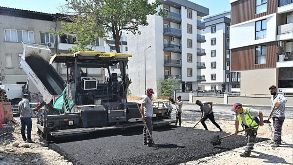 Bornova'da merkez mahallelere dev üstyapı hamlesi: Başkan Ömer Eşki çalışmaları inceledi!