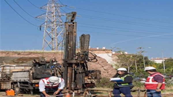 İzmir'de dev deprem seferberliği: 40 fay zonu ve 118 bin bina mercek altında, en büyük deprem riski 7,2!