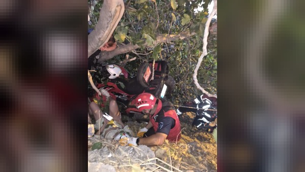 Ayvalık’ta ATV şarampole uçtu: 2 kişi yaralandı