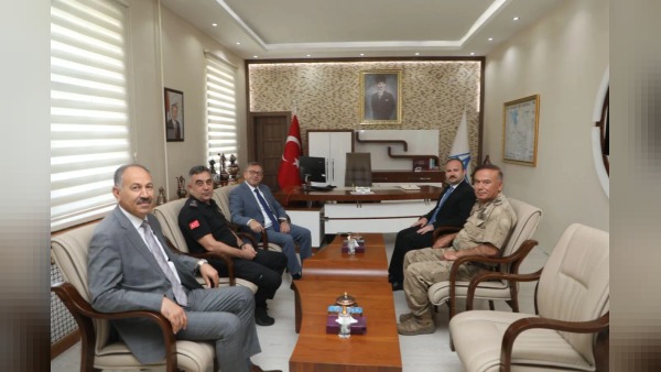 Kars Valisi Ziya Polat’tan Arpaçay’a ziyaret