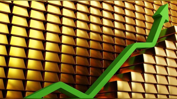 ABD Hazinesi likidite desteğini artırınca ons altın 4.500 dolar üstüne çıktı