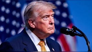 Trump’dan İran’a “ezici ekonomik operasyon” açıklaması: “Can simidi” uyarısı