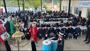 Kurtderede’de 1642. Kırkpınar Başpehlivan Er Meydanında Ülkü Elde Etti