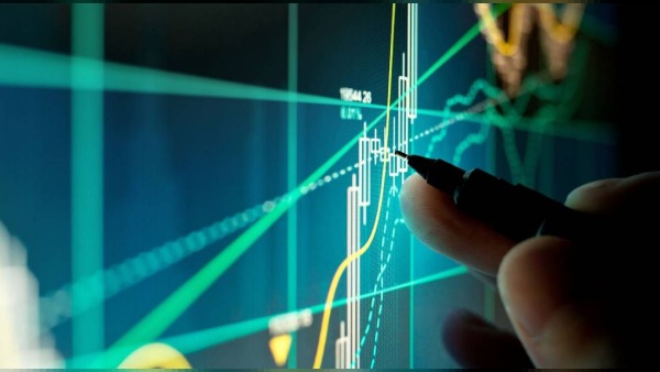 BIST 100 haftayı yüzde 2,42 kazançla kapattı; altın ve fonlarda yükseliş