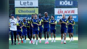 Fenerbahçe, Lyon rövanşı için Can Bartu’da çift kale çalıştı