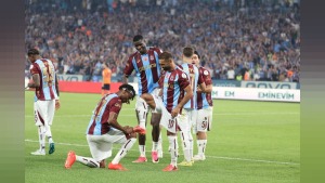 Salah’ın 2 golü Trabzonspor’u uçurdu: Başakşehir 2-1 geçildi