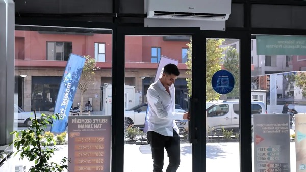 Bakan Kurum: Açılan kepenkler “yeniden başlayan hayatın sesi” oldu