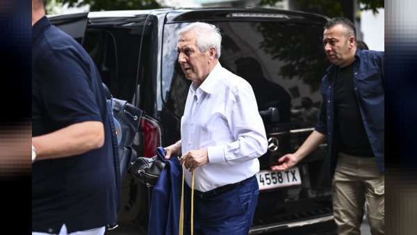 Fenerbahçe, Lyon rövanşı öncesi prim hedefini 22.92 milyon Euro’ya çıkardı