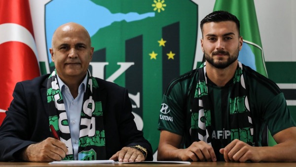 Kocaelispor’dan iki imza birden: Destici’de 4 yıl, Özyar’da 5 yıl sözleşme