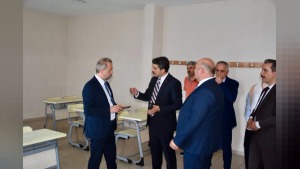 Hopa Kaymakamı Karakaya, yıkım ve güçlendirme kararı bulunan okulları inceledi