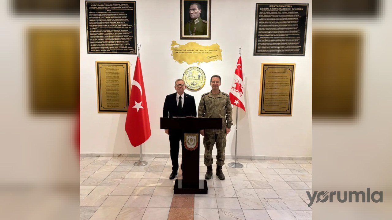 Tuğgeneral Kadir Çelik, Kars Valisi Ziya Polat’ı makamında ziyaret etti