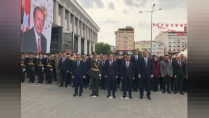 Karsta 30 Ağustos Zafer Bayramı kutlamaları hava muhalefeti nedeniyle aksadı