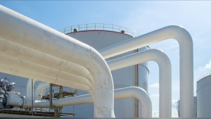 Küresel doğal gaz talebi 2025’te rekor kırdı; LNG ticareti 580 milyar metreküpe dayandı
