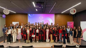 Zorlu Enerji FutureFem üçüncü dönemini bitirdi: 25 mezun sertifika aldı