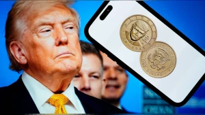 ABD Darphanesi Trump portreli 1 dolarlık paraları piyasaya sürdü