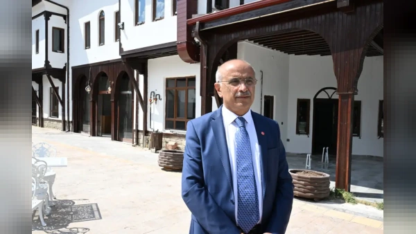Başkan Er: “Kerpiç Evler, nezih bir buluşma noktası olacak”